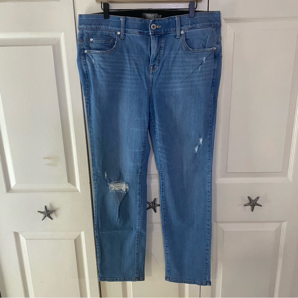 Torrid Bombshell Straight Jeans 18R